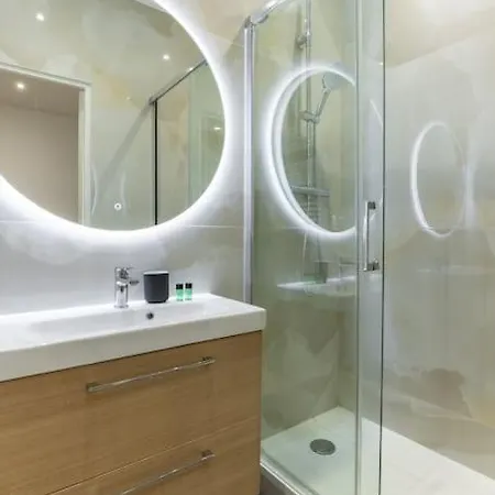 Apartment Fleurus Luxembourg Luxury 6p 2br